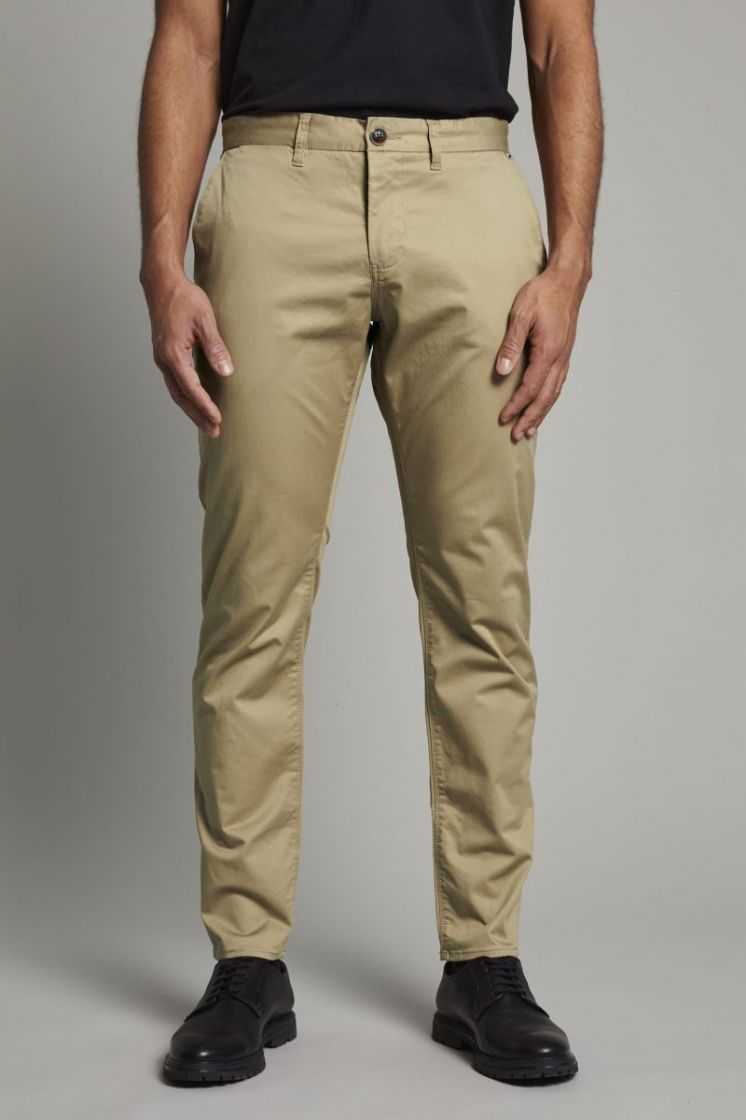30200602 DESERT KHAKI
