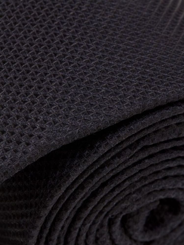 12125188 black