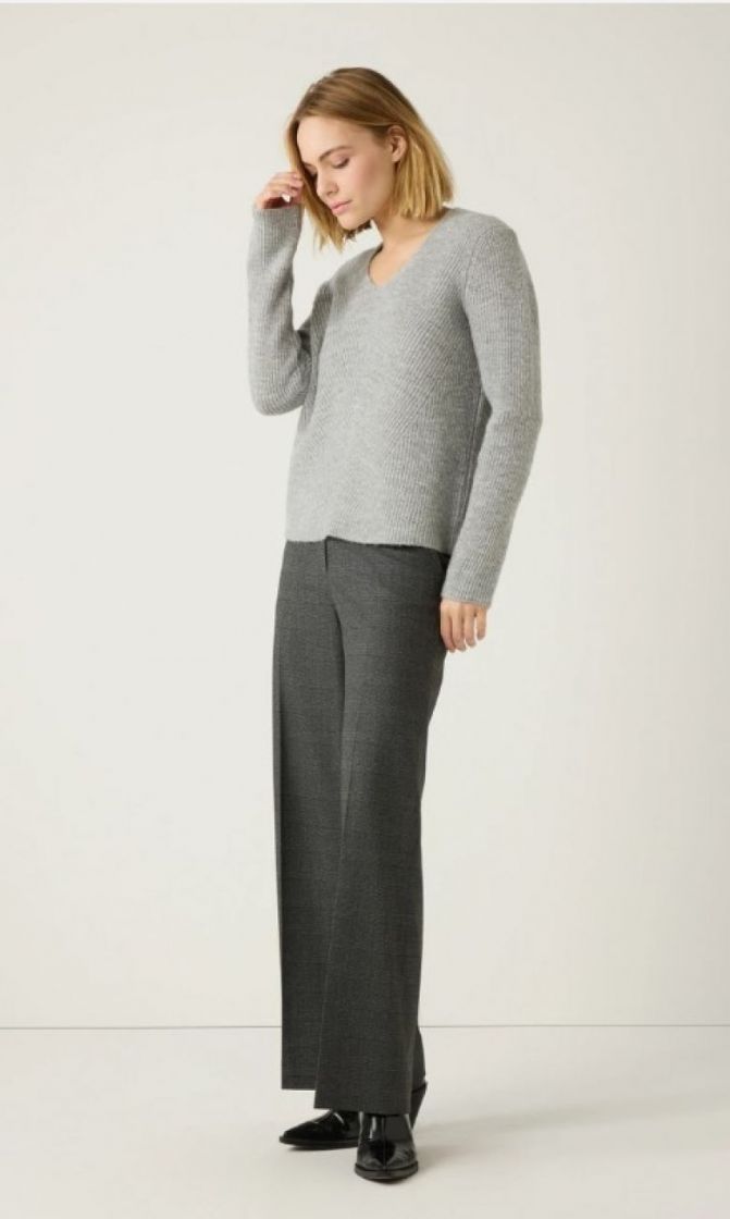 51931056 SILVERGREY